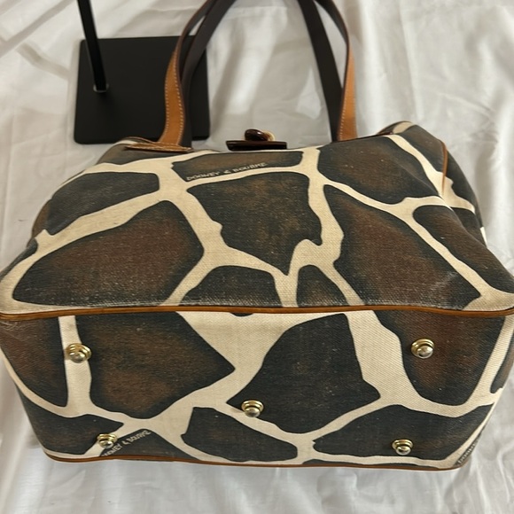 VTG DOONEY AND BOURKE GIRAFFE ANIMAL PRINT CANVAS/LEATHER TOTE SHOULDER BAG - Picture 9 of 14